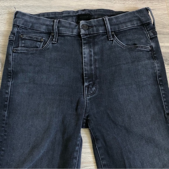 Mother Looker Ankle Fray Jeans - Picture 4 of 10